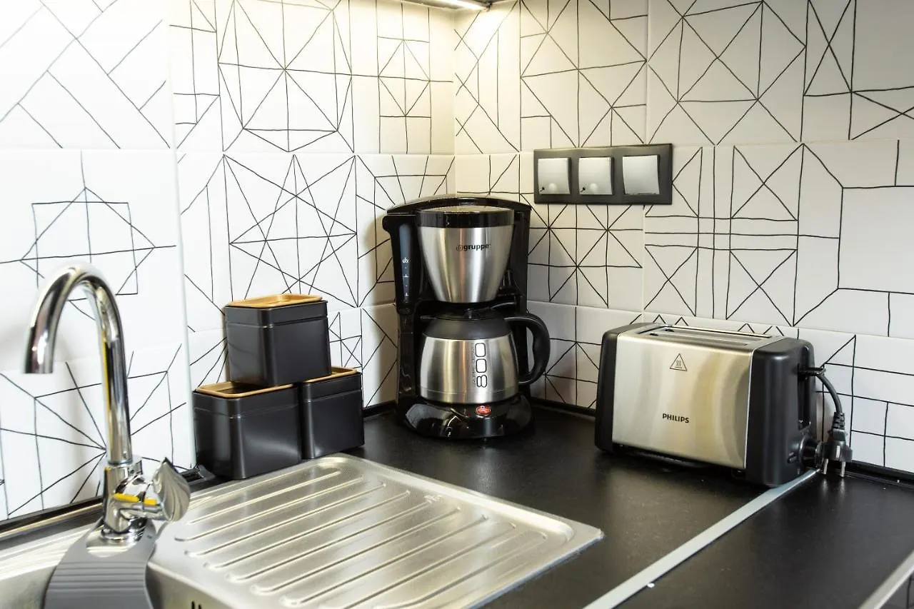 Downtown Luxury Boutique Suites : The Yellow Suite Thessaloniki Greece