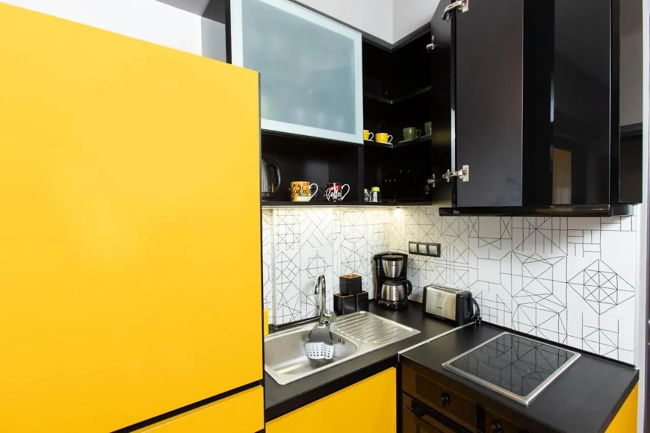 Apartment Downtown Luxury Boutique Suites : The Yellow Suite Thessaloniki