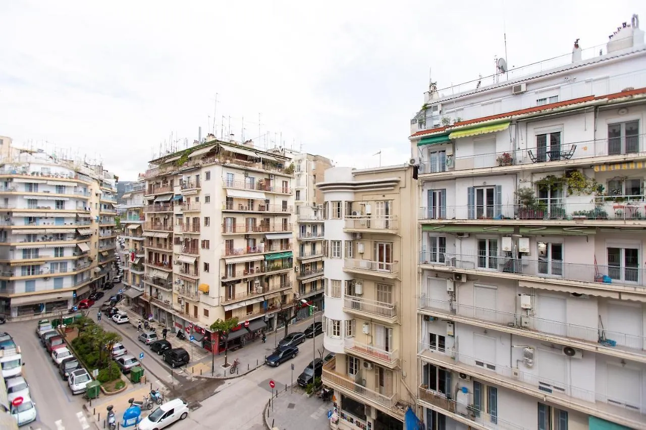 Apartment Downtown Luxury Boutique Suites : The Yellow Suite Thessaloniki